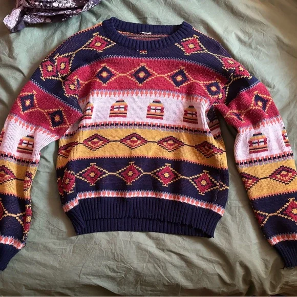 Colorful Geometric Pattern Sweater - Picture 6 of 6